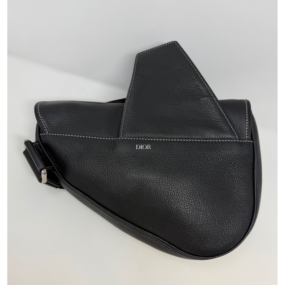 Dior x Shawn Stussy Saddle Crossbody Grained Leather Bag - Picture 4 of 10